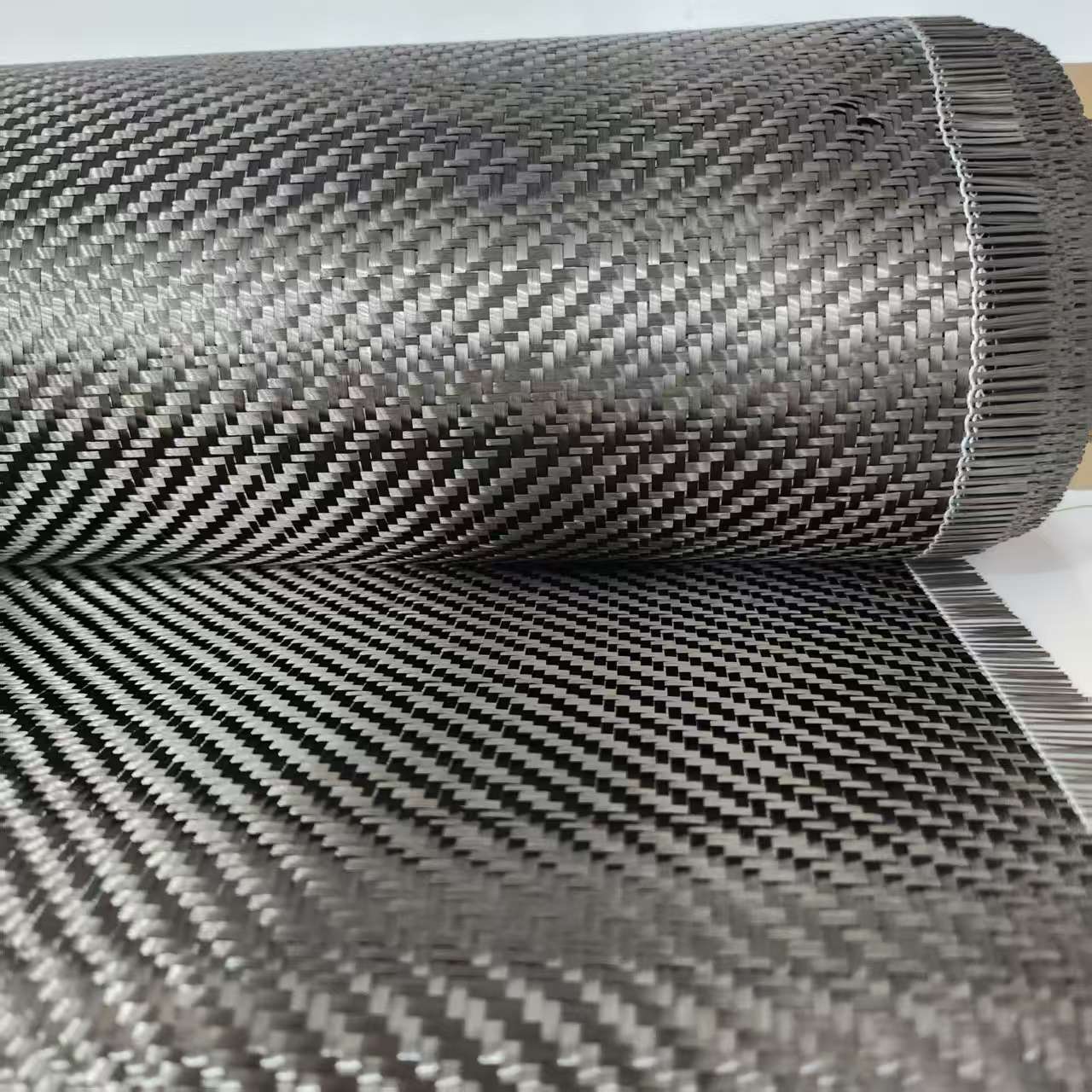 قماش ألياف الكربون 3K 300gsm ب - مراجعة Car Accessories Interior وسعره