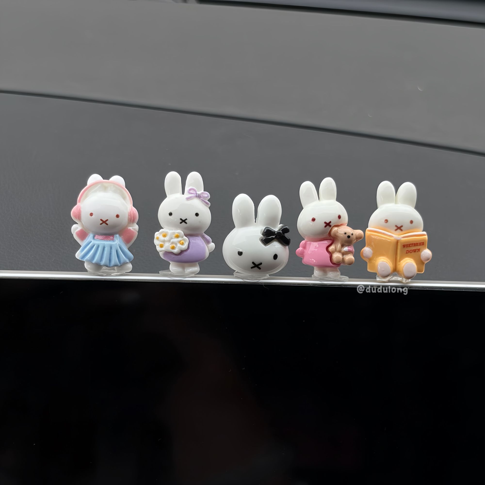 ملصق زينة للسيارة على شكل أرنب - مراجعة Car Accessories For Decoration وسعره
