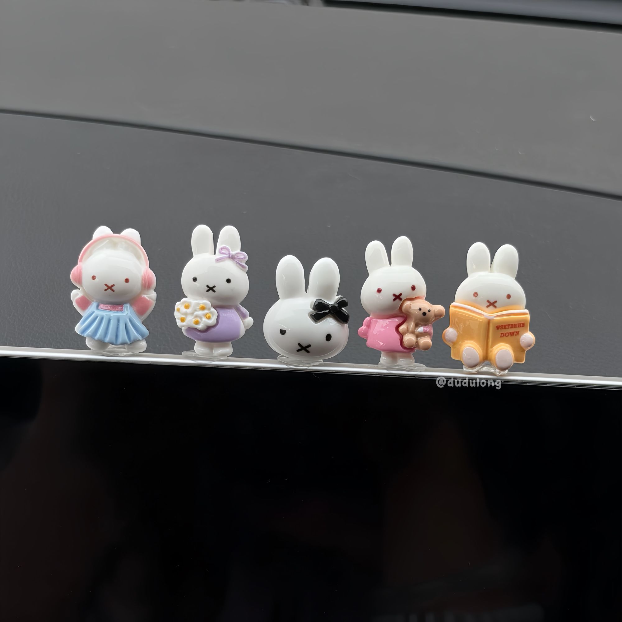 ملصق زينة للسيارة على شكل أرنب - مراجعة Car Accessories For Decoration وسعره