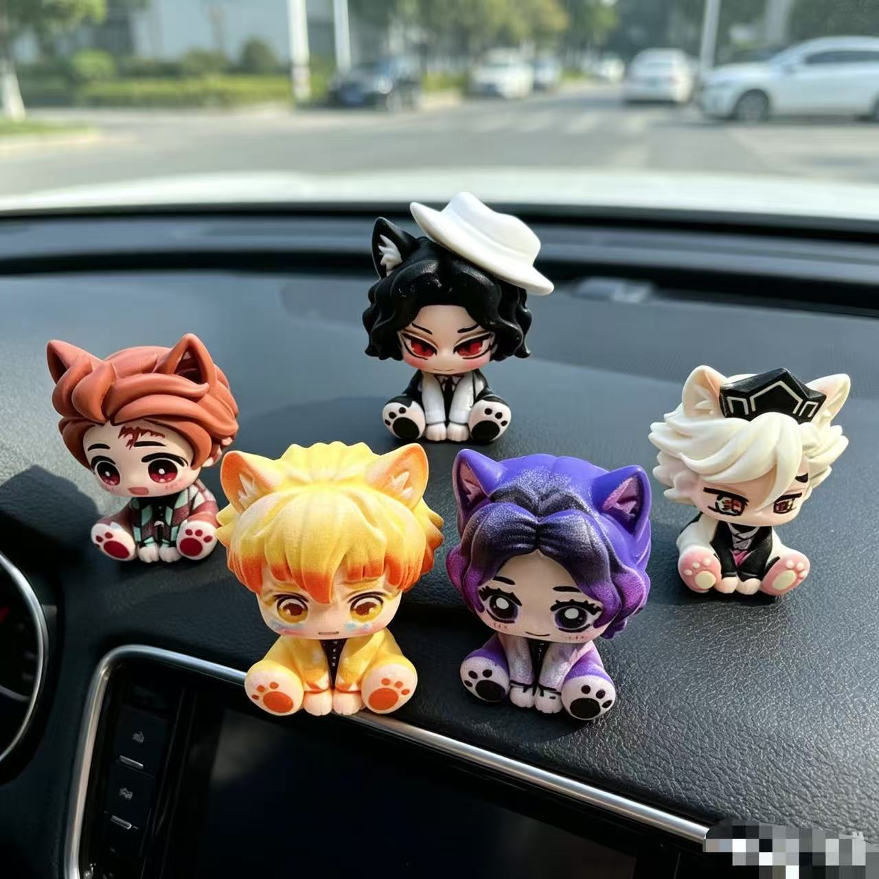 تمثال صغير لشخصية قاتل الشياطي - مراجعة Car Accessories For Decoration وسعره